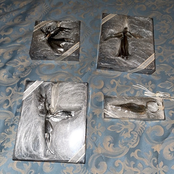 Serenity by Seasons of Cannon Falls Inspiring Traditions Ornaments/Keychain - Picture 1 of 9